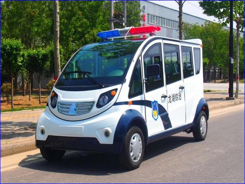 6座封闭式巡（xún）逻车（chē）